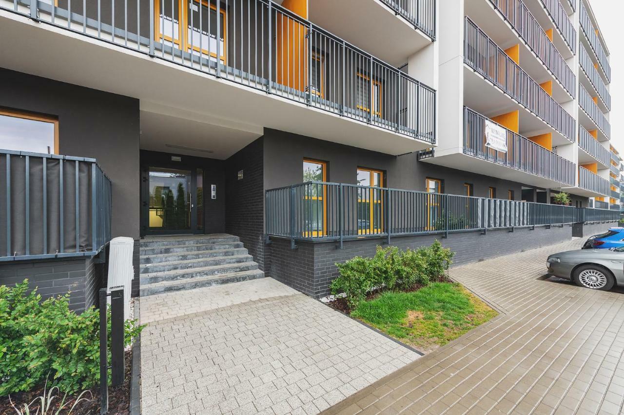 Okecie Airport Studio Bakalarska 2 P&O Serviced Apartments วอร์ซอ ภายนอก รูปภาพ