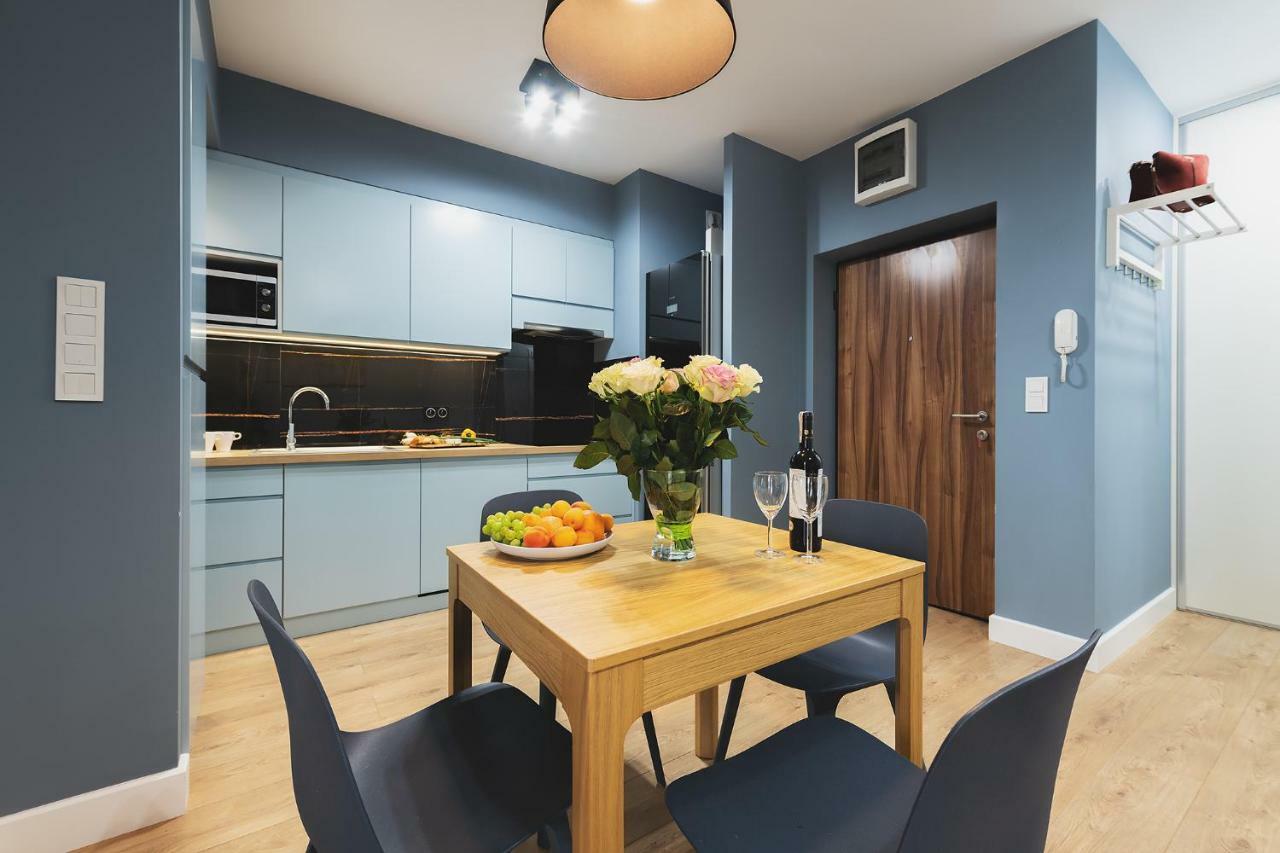 Okecie Airport Studio Bakalarska 2 P&O Serviced Apartments วอร์ซอ ภายนอก รูปภาพ